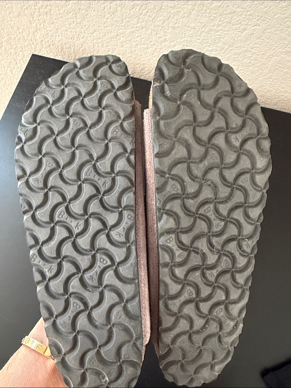 Birkenstock Women’s 39 Suede Fig color - Picture 3 of 6